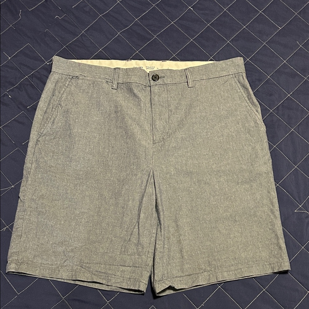 Old Navy Men's Chambray Blue Flat Front Shorts